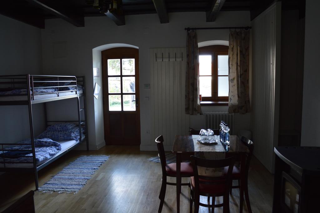 Bagolyvár Fogadó- Újfalusy Márton Vendégház Zirc Esterno foto