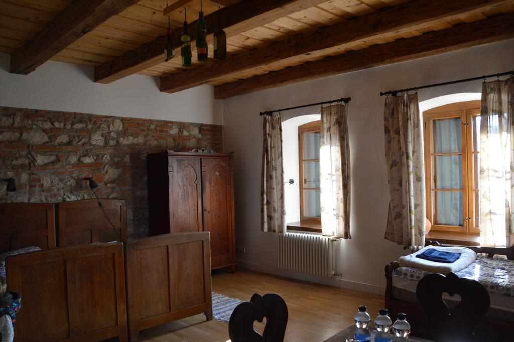 Bagolyvár Fogadó- Újfalusy Márton Vendégház Zirc Esterno foto