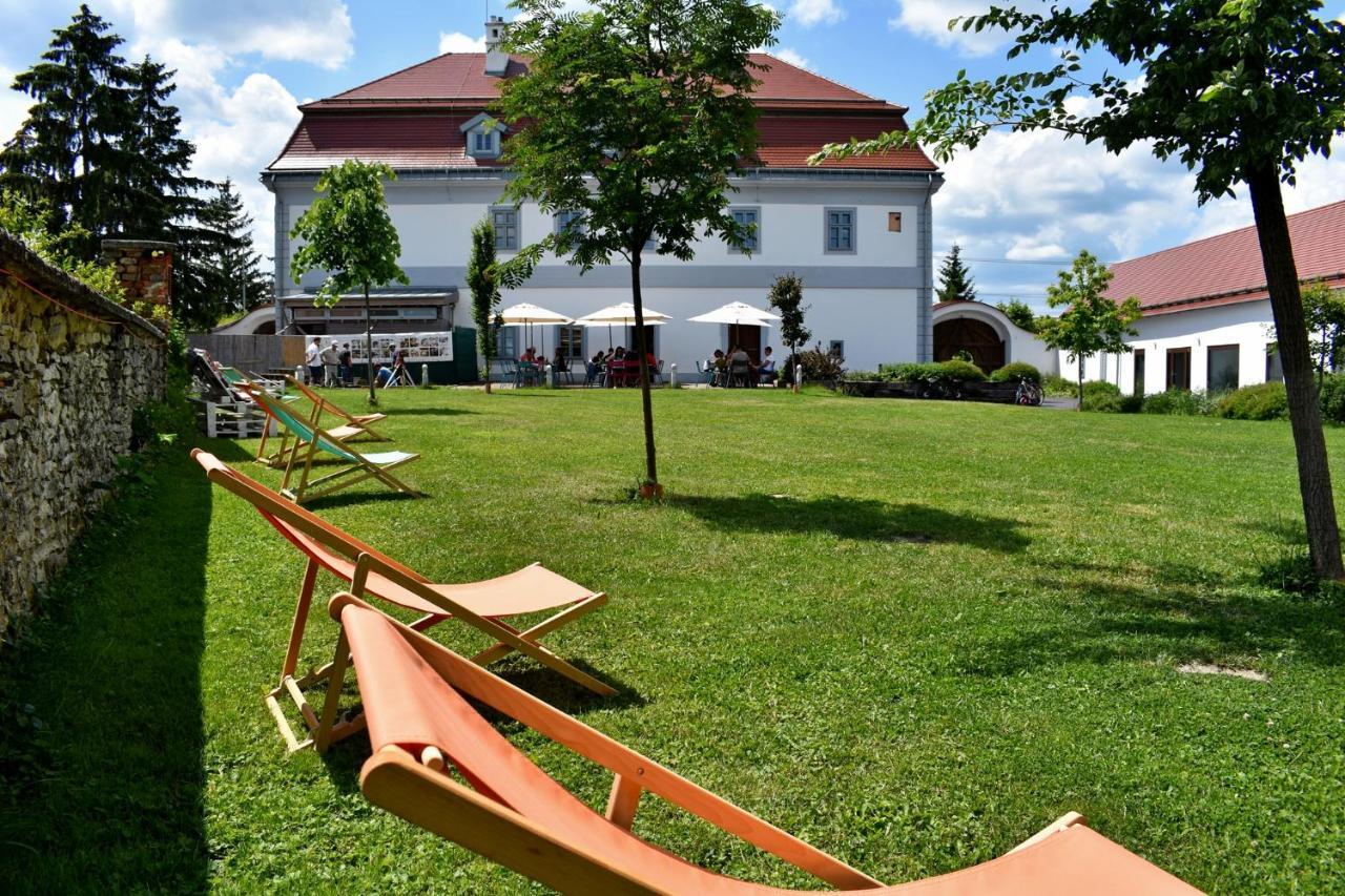Bagolyvár Fogadó- Újfalusy Márton Vendégház Zirc Esterno foto